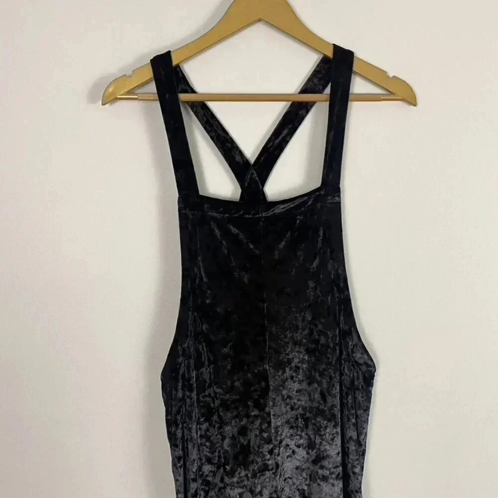 Urban Outfitters Black Velvet Velour Crop Overalls Jumpsuit